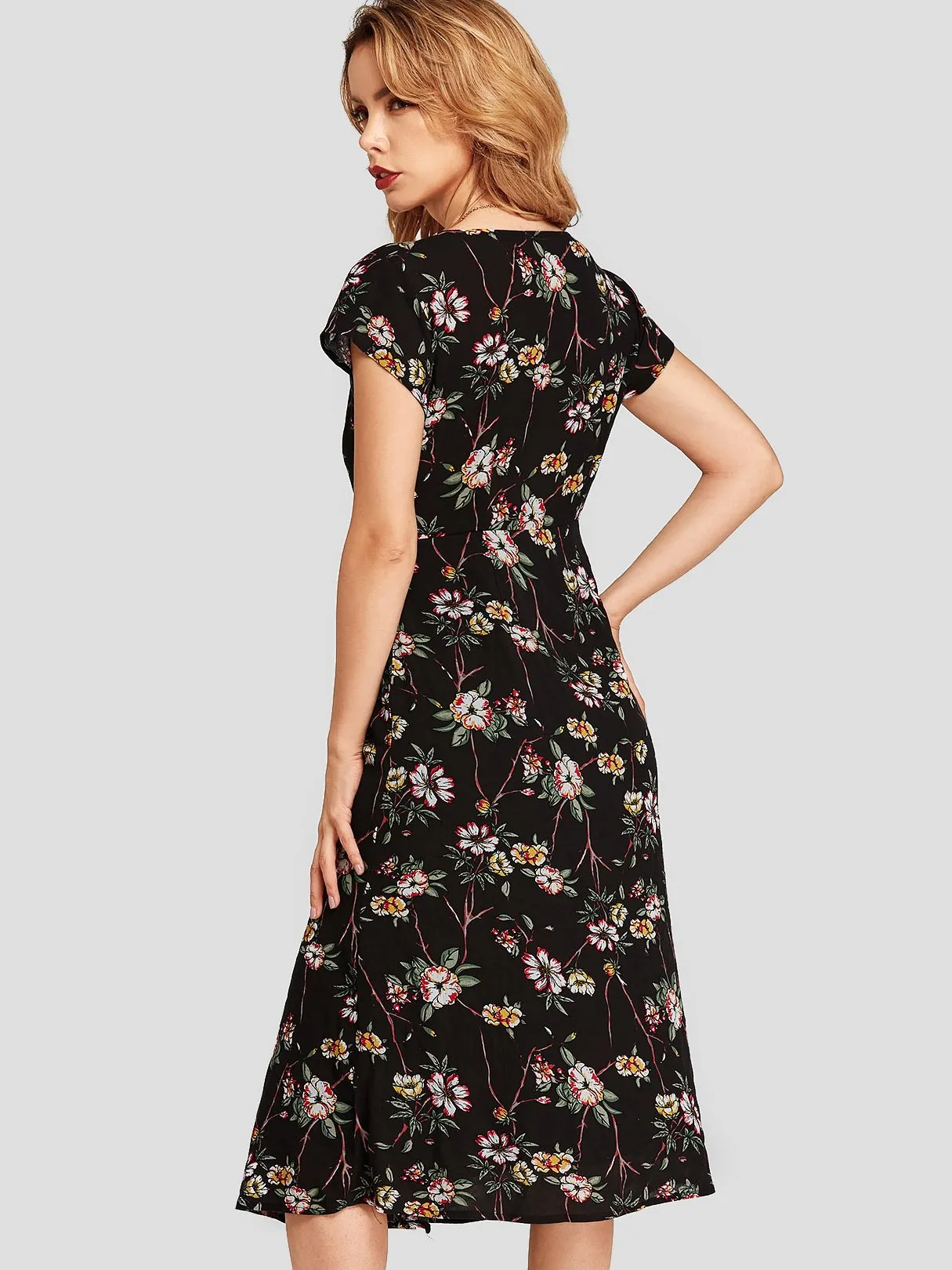 Wholesale Black Crossed Collar Floral Print Wrap Dresses