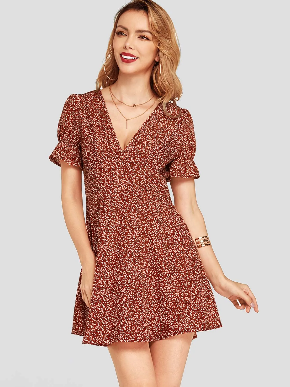 Wholesale Red Deep V Neck Short Sleeve Floral Print Dresses